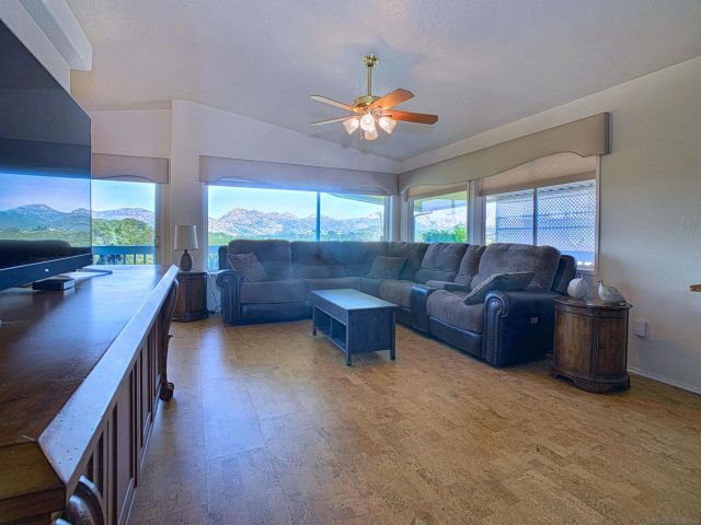 9500 HARRITT RD SPC 25, Lakeside, CA 92040