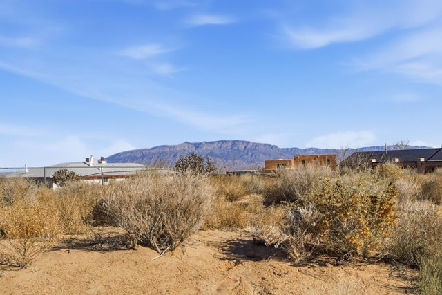 742 Ivory Road SE, Rio Rancho, NM 87124