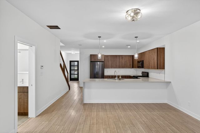 347 Sawgrass Drive, Crown Point, IN 46307