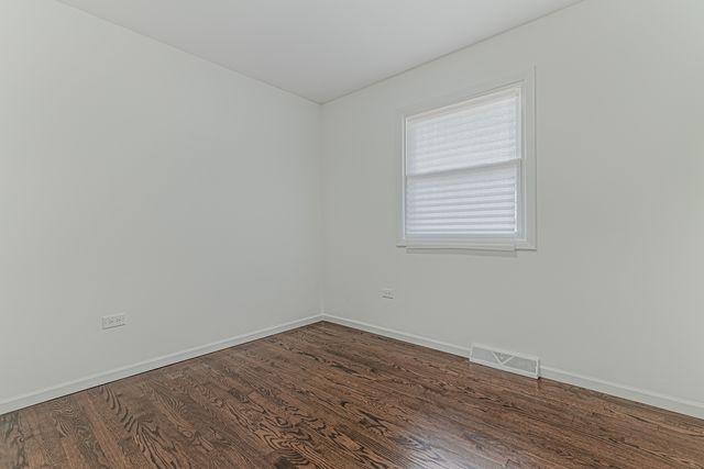 2105 Prospect Avenue, North Chicago, IL 60064