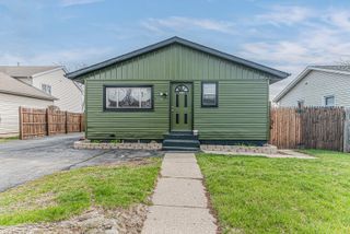 2105 Prospect Avenue, North Chicago, IL 60064