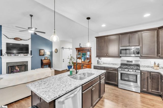 40b Dendy Street, Pelzer, SC 29669