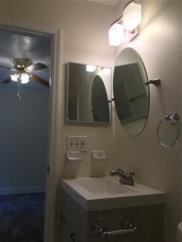 10408 N WOODMERE ROAD 1, Tampa, FL 33617