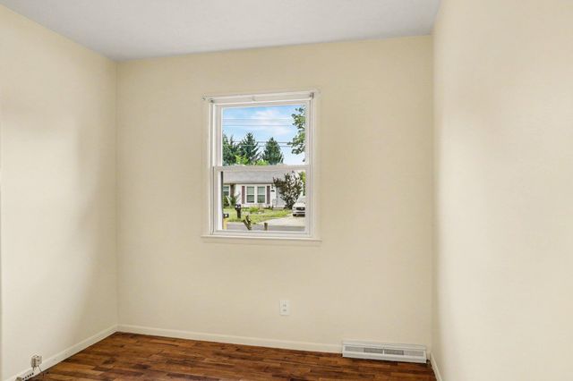 4305 Cedarcrest Avenue, Portage City, MI 49024