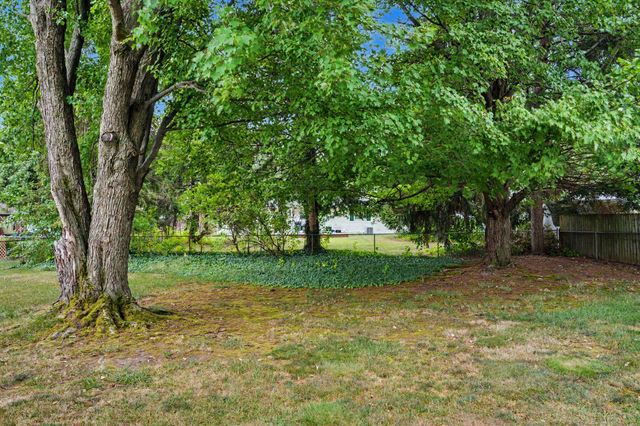 4305 Cedarcrest Avenue, Portage City, MI 49024