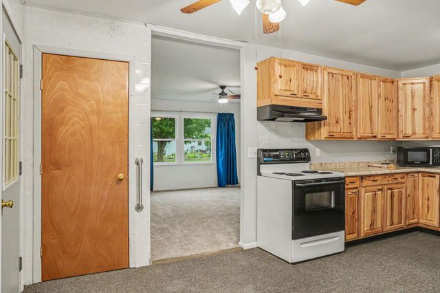 4305 Cedarcrest Avenue, Portage City, MI 49024
