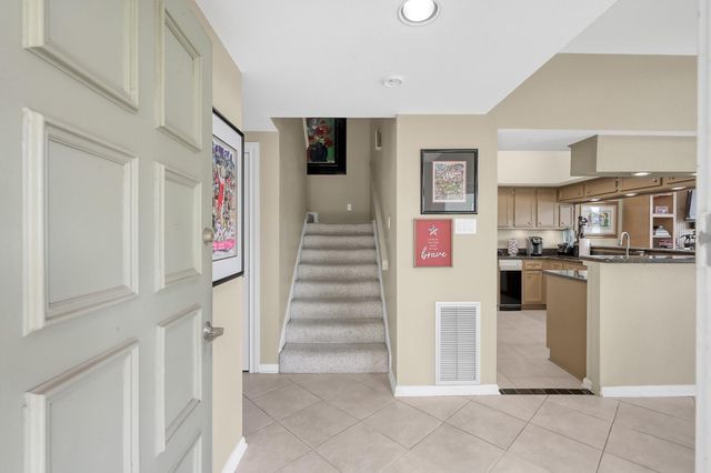 63 April Point Drive S, Montgomery, TX 77356