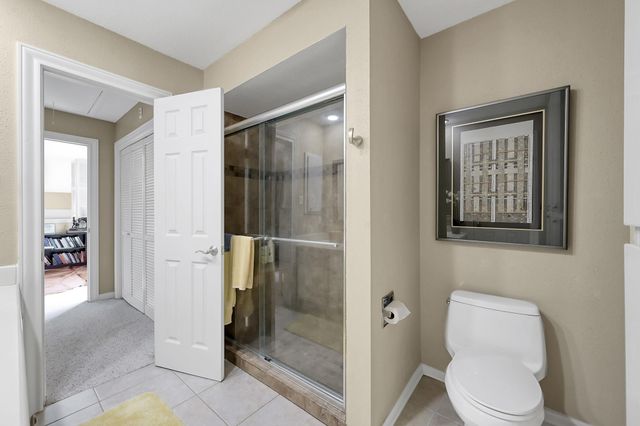 63 April Point Drive S, Montgomery, TX 77356