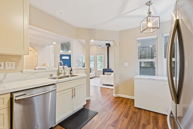 247 Canyon Creek Cir, Colfax, CA 95713