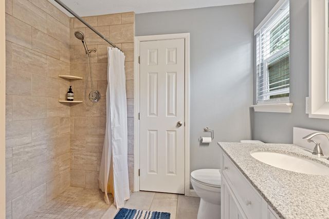 247 Canyon Creek Cir, Colfax, CA 95713