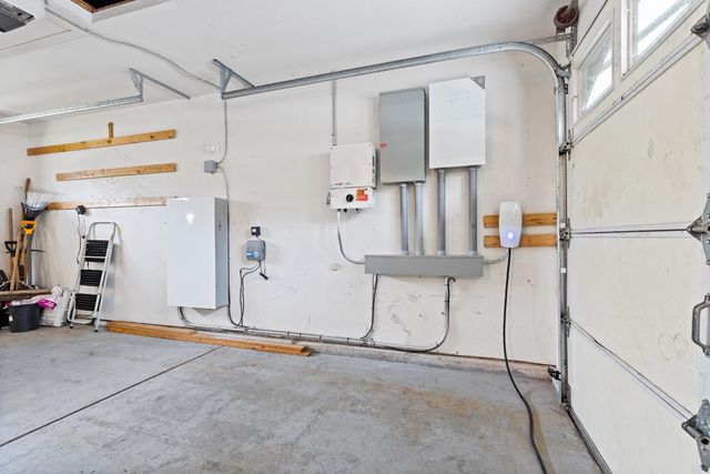247 Canyon Creek Cir, Colfax, CA 95713
