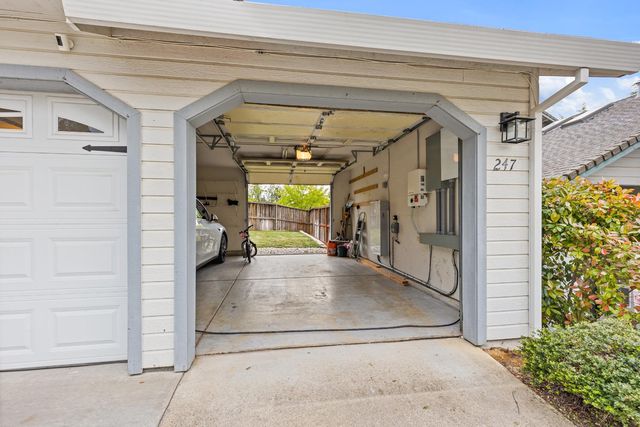 247 Canyon Creek Cir, Colfax, CA 95713