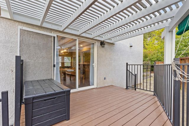 247 Canyon Creek Cir, Colfax, CA 95713