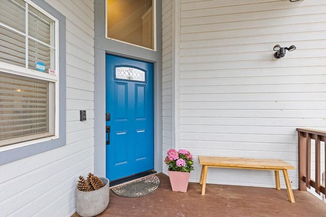 247 Canyon Creek Cir, Colfax, CA 95713