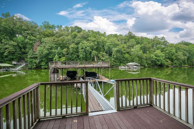 4042 Rocky Ridge Rd, Rock Island, TN 38581