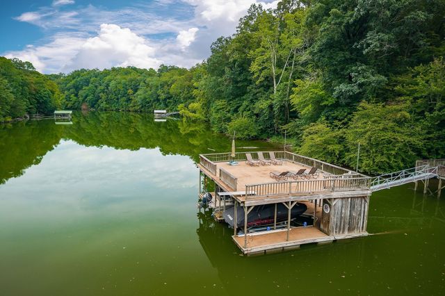 4042 Rocky Ridge Rd, Rock Island, TN 38581