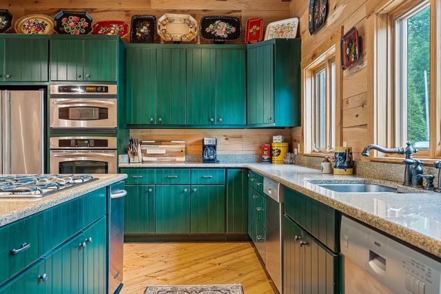 4042 Rocky Ridge Rd, Rock Island, TN 38581