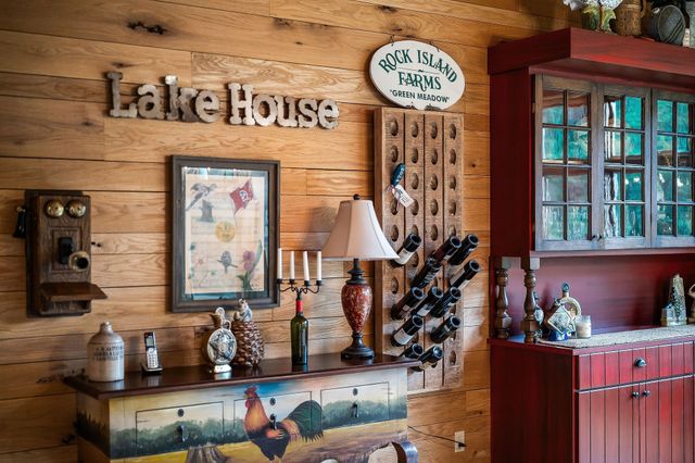 4042 Rocky Ridge Rd, Rock Island, TN 38581