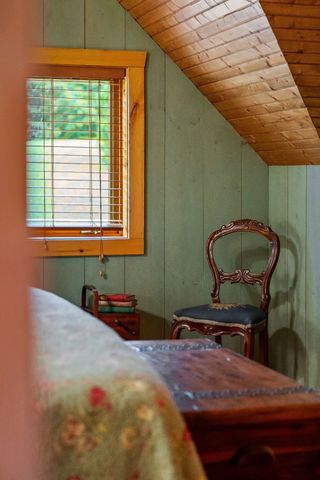 4042 Rocky Ridge Rd, Rock Island, TN 38581