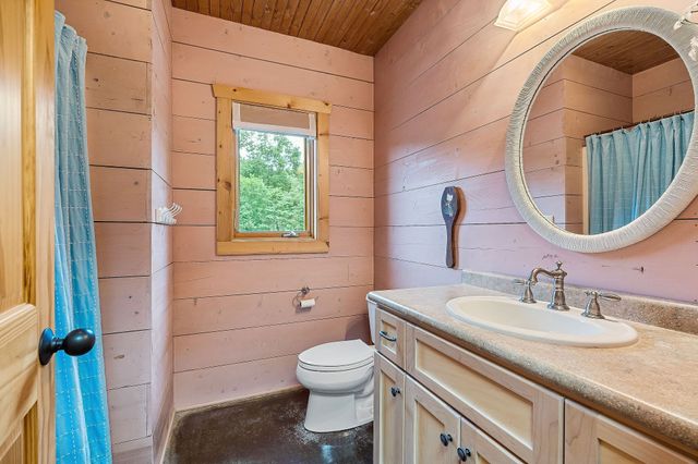 4042 Rocky Ridge Rd, Rock Island, TN 38581