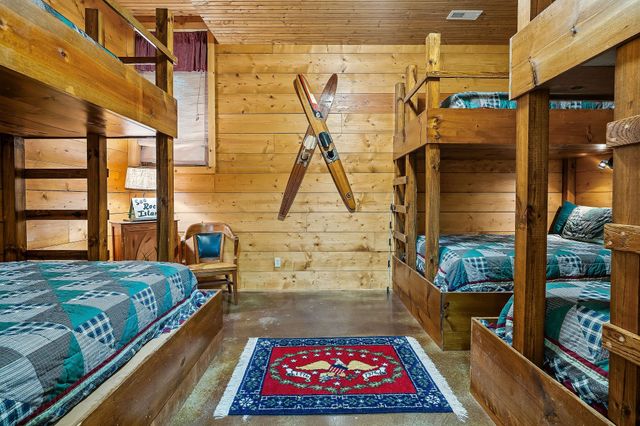 4042 Rocky Ridge Rd, Rock Island, TN 38581