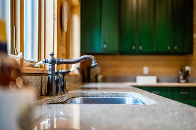 4042 Rocky Ridge Rd, Rock Island, TN 38581