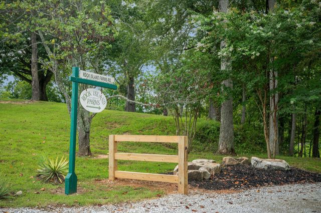 4042 Rocky Ridge Rd, Rock Island, TN 38581