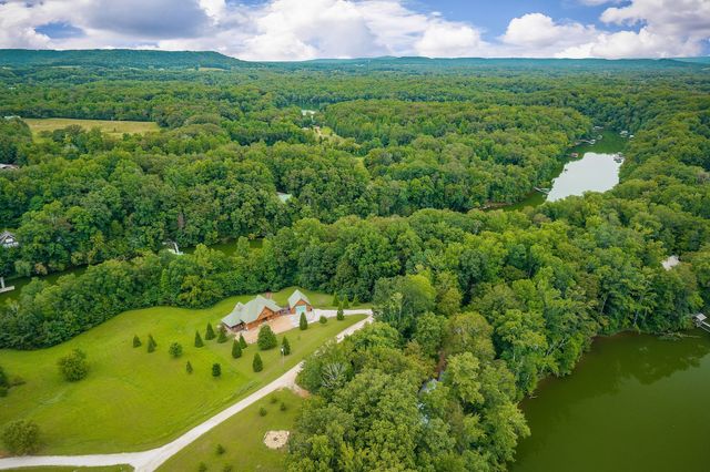 4042 Rocky Ridge Rd, Rock Island, TN 38581