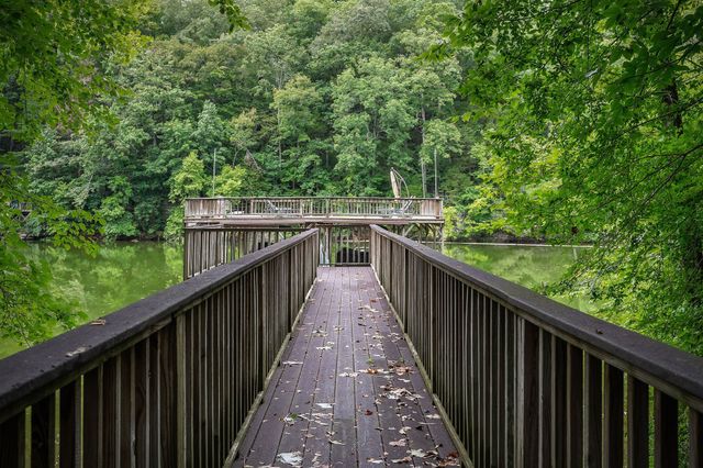 4042 Rocky Ridge Rd, Rock Island, TN 38581