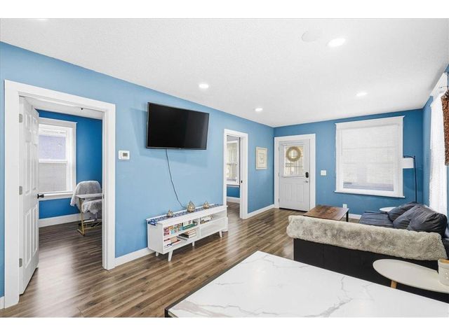 440 Brainerd Avenue, Saint Paul, MN 55130