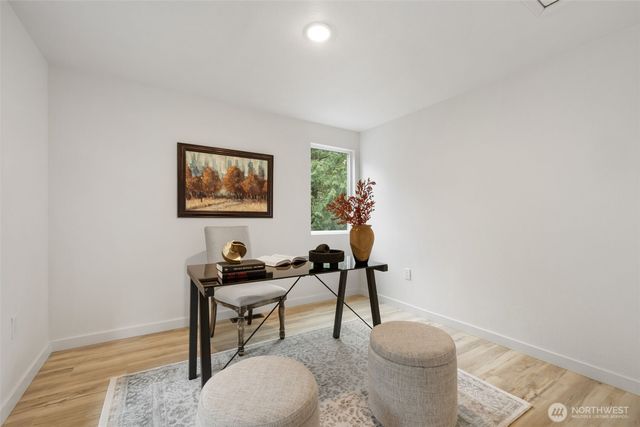 120 E Stadium Lane, Grapeview, WA 98546