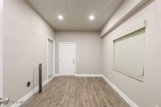 2067 W ALSEA LOOP, Post Falls, ID 83854