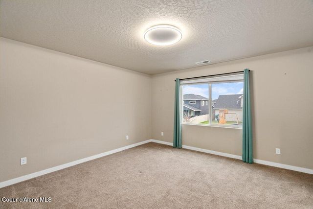 2067 W ALSEA LOOP, Post Falls, ID 83854