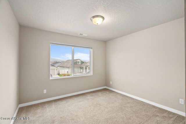 2067 W ALSEA LOOP, Post Falls, ID 83854