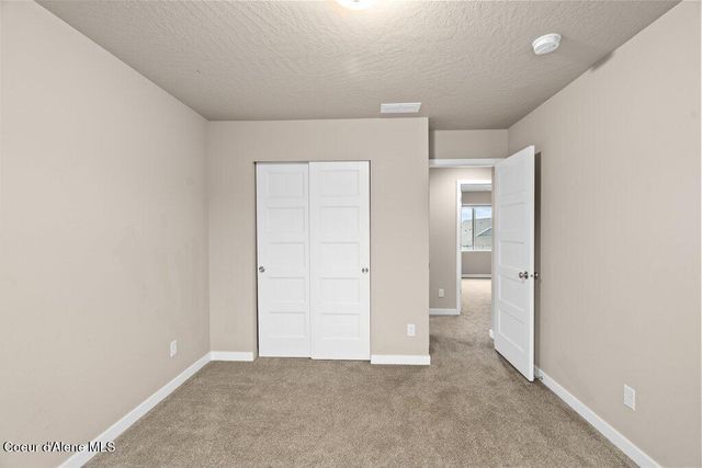 2067 W ALSEA LOOP, Post Falls, ID 83854