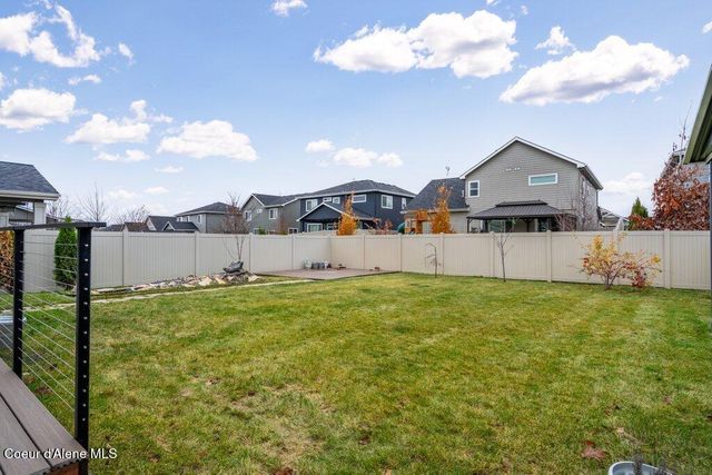 2067 W ALSEA LOOP, Post Falls, ID 83854