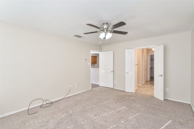 2012 Kings Forest Drive, Heartland, TX 75126