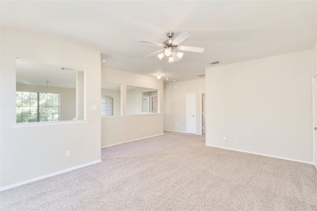 2012 Kings Forest Drive, Heartland, TX 75126