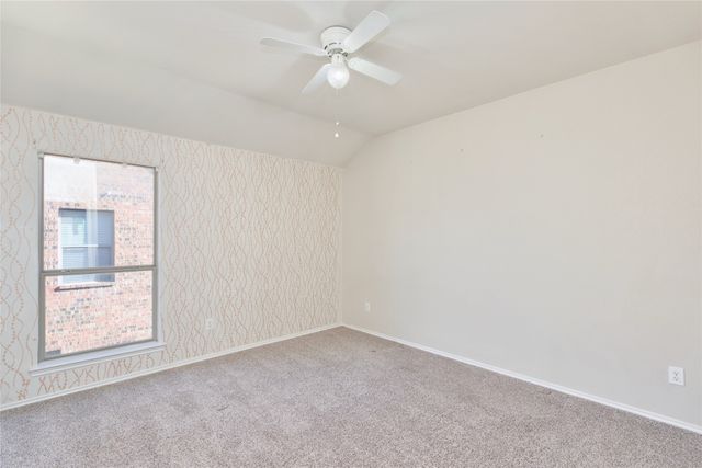 2012 Kings Forest Drive, Heartland, TX 75126