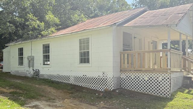 706 Westmead Street A & B, Dothan, AL 36301
