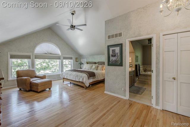 4780 Hillcrest Drive, Clarkston, MI 48346