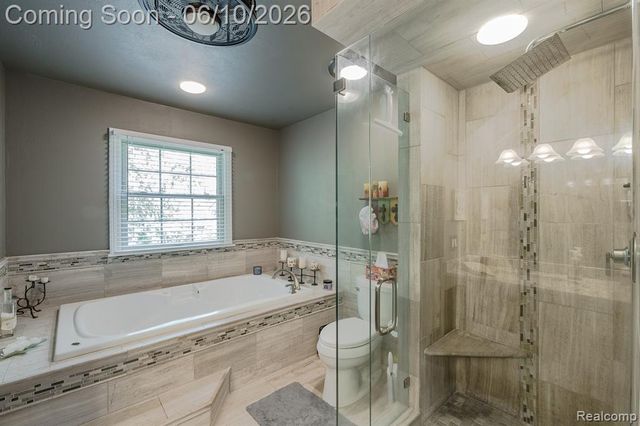 4780 Hillcrest Drive, Clarkston, MI 48346