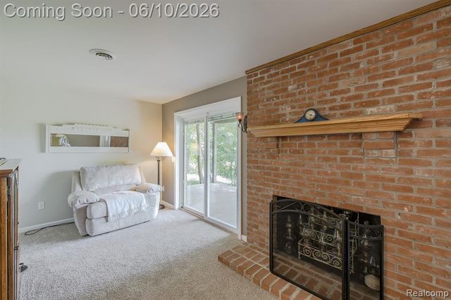 4780 Hillcrest Drive, Clarkston, MI 48346