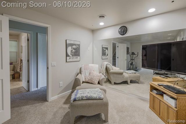 4780 Hillcrest Drive, Clarkston, MI 48346