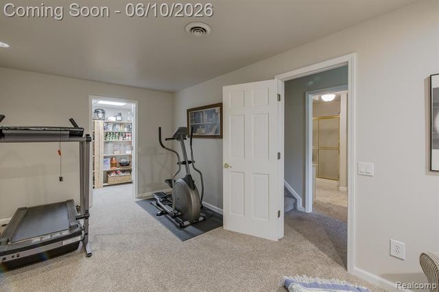 4780 Hillcrest Drive, Clarkston, MI 48346