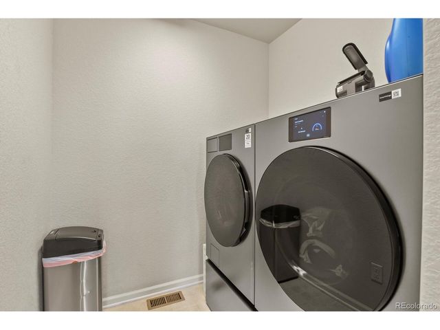25104 E Archer Pl, Aurora, CO 80018