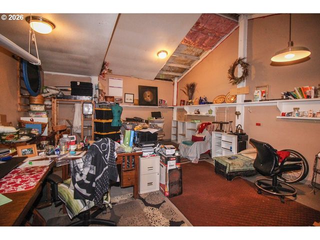 872 E BRIDGE St, Vernonia, OR 97064