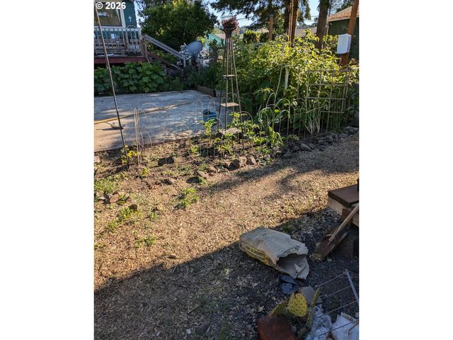 872 E BRIDGE St, Vernonia, OR 97064