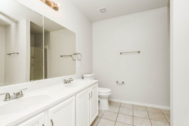 1132 Boxwood Drive, Crowley, TX 76036
