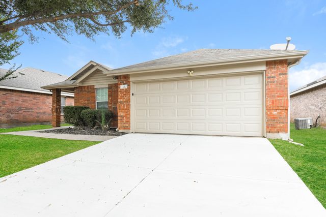 1132 Boxwood Drive, Crowley, TX 76036